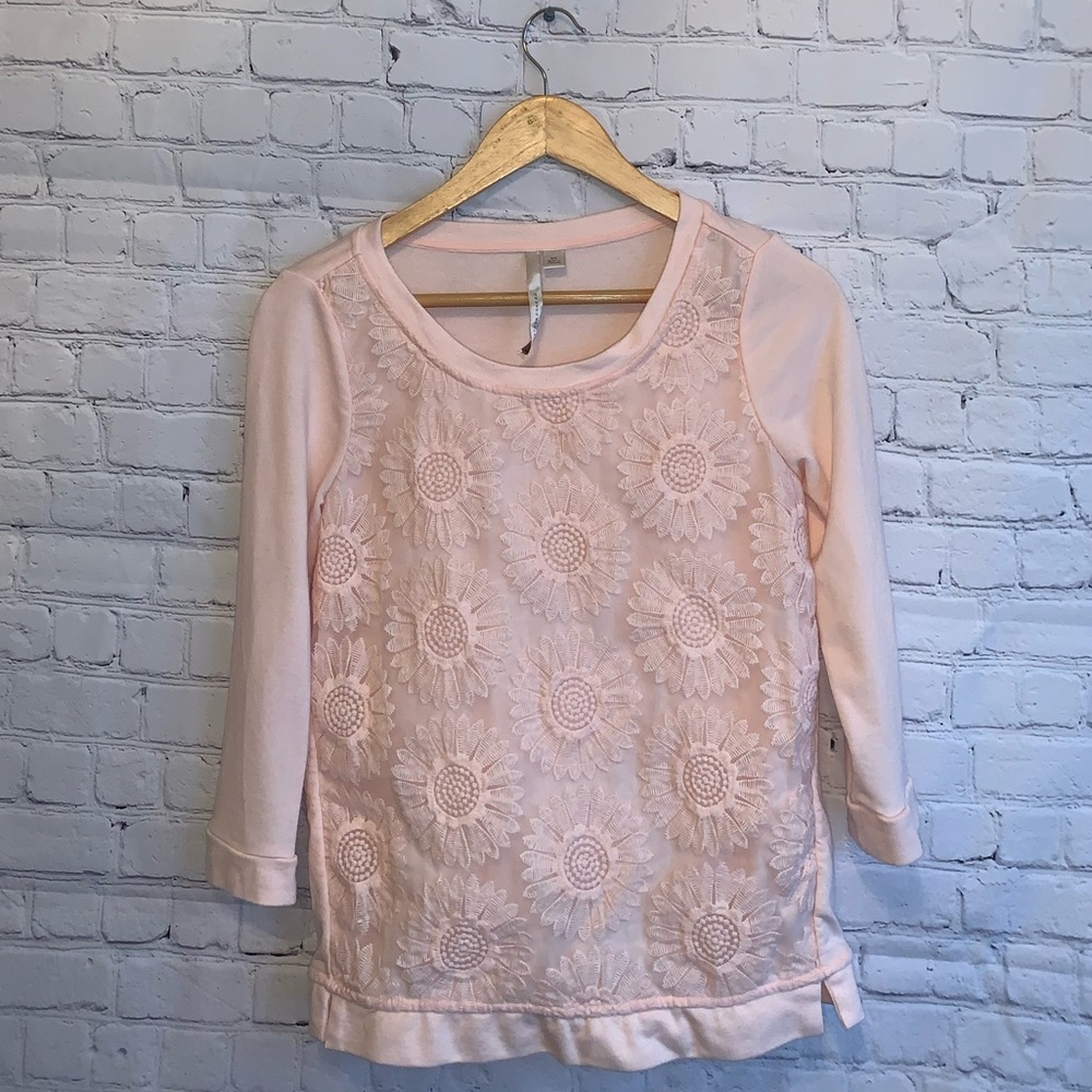Lauren Conrad Light Pink floral longsleeve top XS - Picture 2 of 8